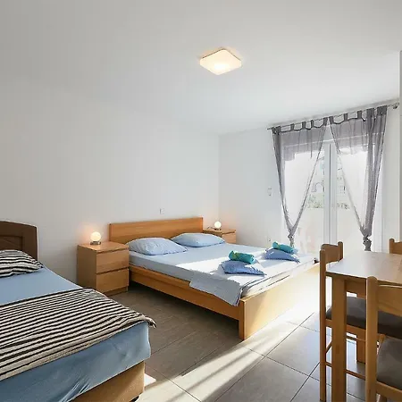 Fucane 1964 Apartament